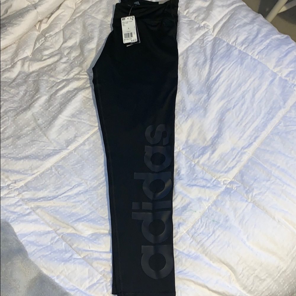 brand new never worn adidas leggings